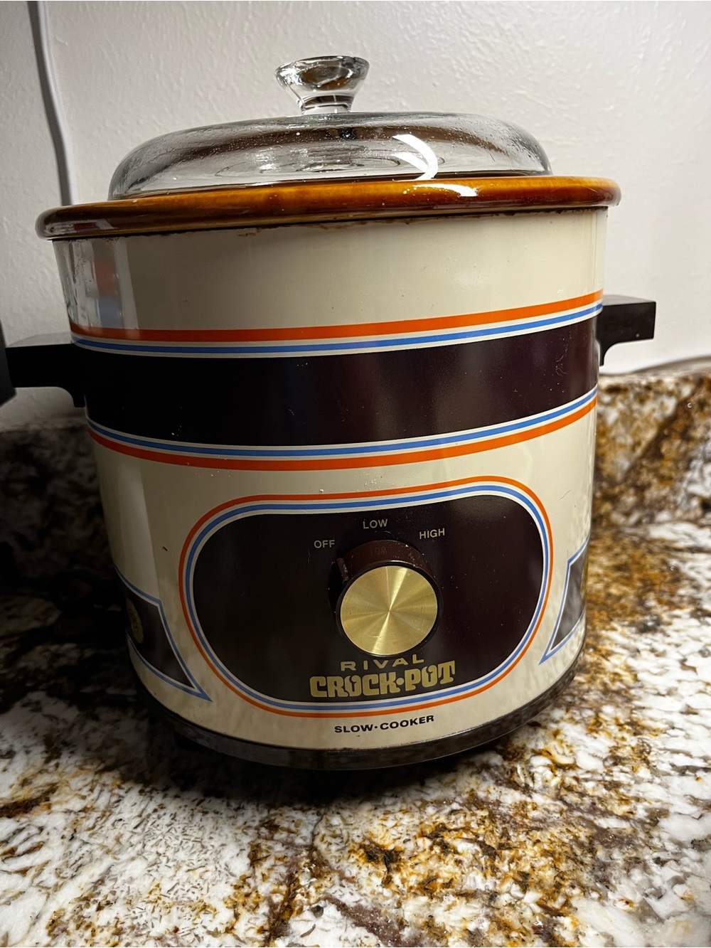 Rival Crock-Pot Retro Cream and Brown Slow Cooker